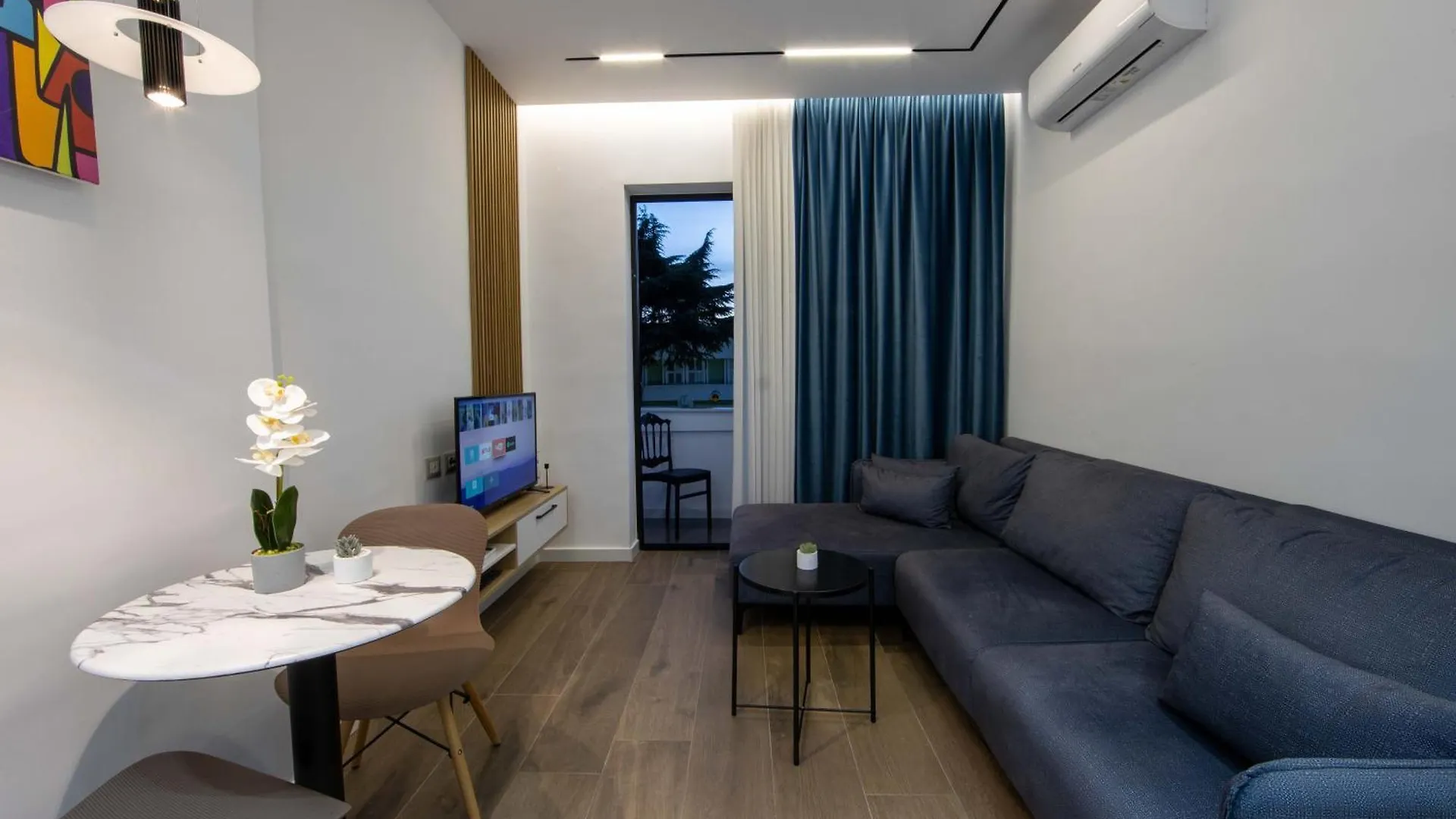 טיראנה Niki'S Apartments 0*,